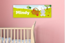 Konijntje met fruitmand Konijntje met fruitmand